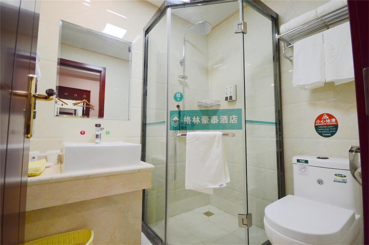 Greentree Inn Guangdong Shantou Gurao Gugui Road Business Hotel Экстерьер фото
