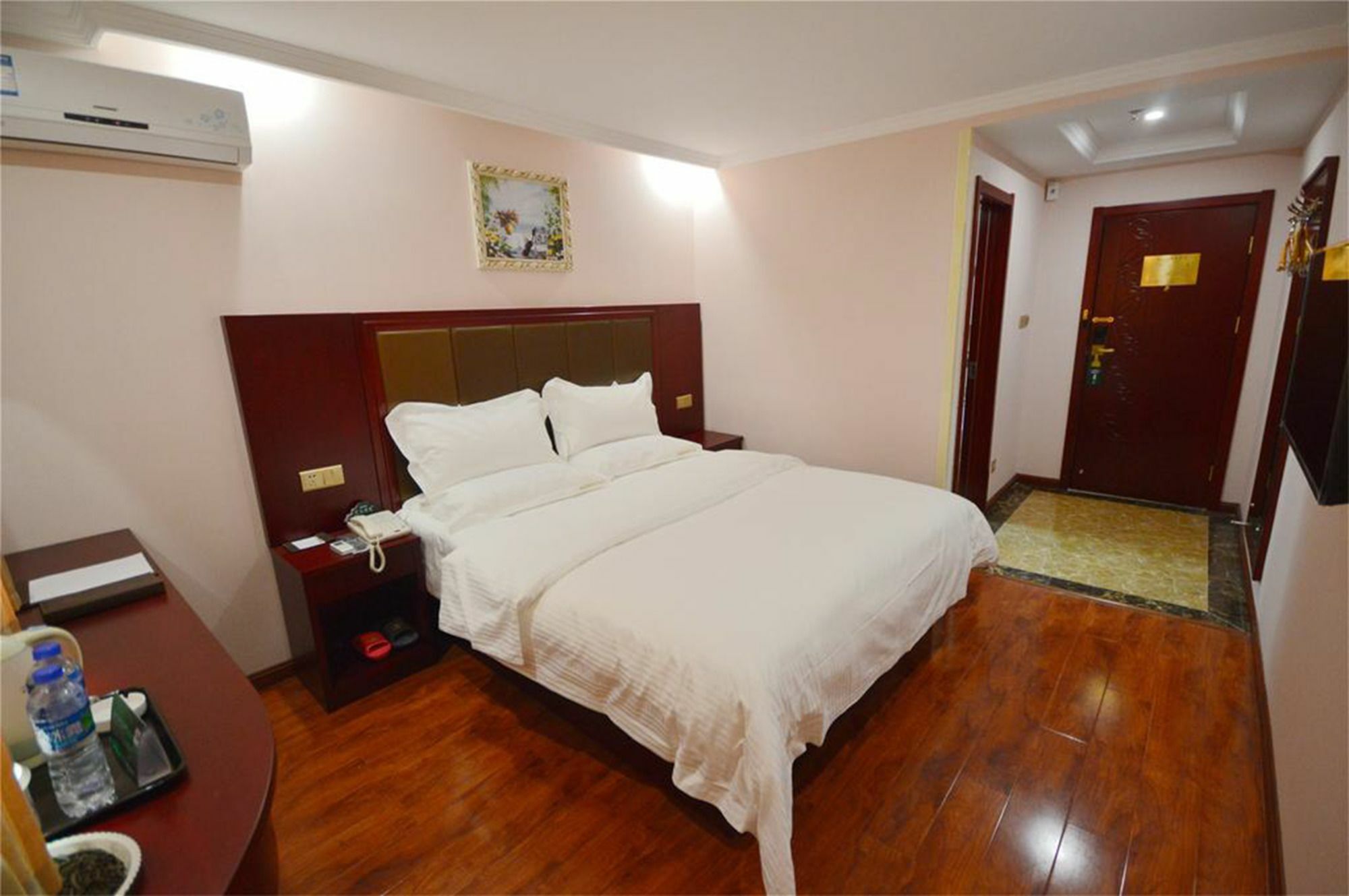 Greentree Inn Guangdong Shantou Gurao Gugui Road Business Hotel Экстерьер фото